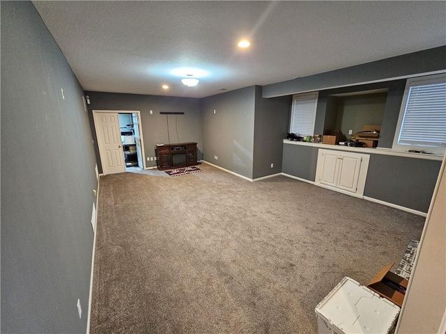 8401 Harbinger Street, Lenexa, KS 66219