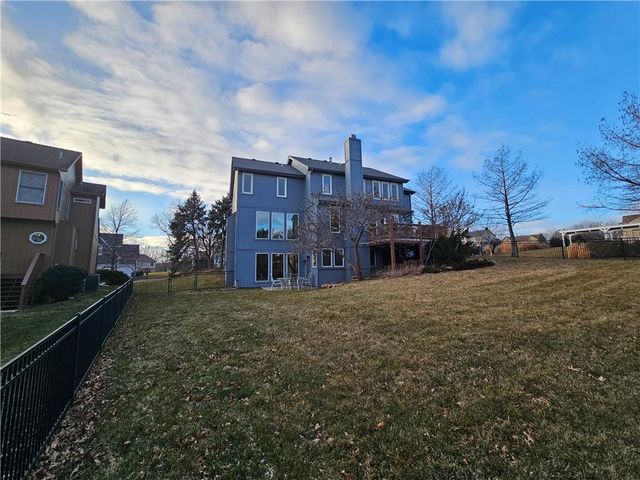 8401 Harbinger Street, Lenexa, KS 66219