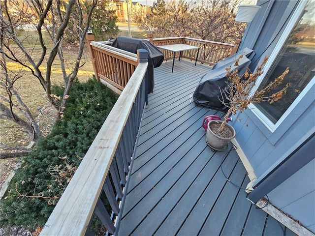 8401 Harbinger Street, Lenexa, KS 66219