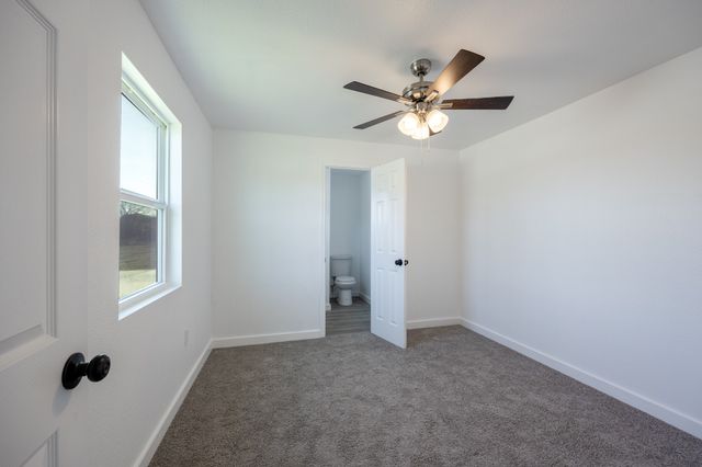 147 Western Lake Drive, Weatherford, TX 76087