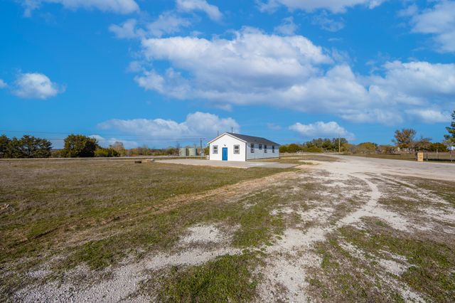 147 Western Lake Drive, Weatherford, TX 76087