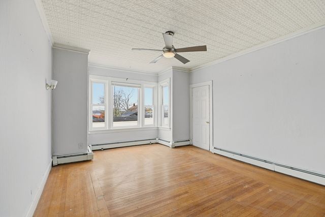 42 Main Road, Tiverton, RI 02878