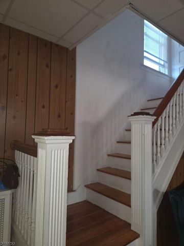 39 Hollywood Ave, Hillside Twp., NJ 07205