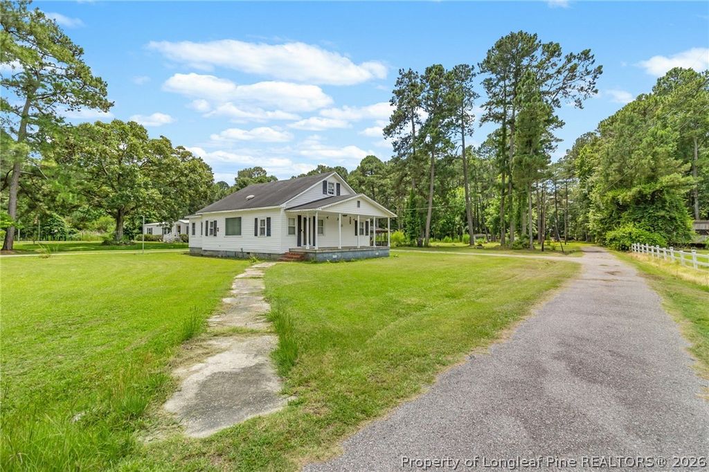 96 Surry Drive, Lumberton, NC 28358 — photo 3