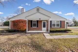 24692 N MEADOW Drive, Harrison Twp, MI 48045