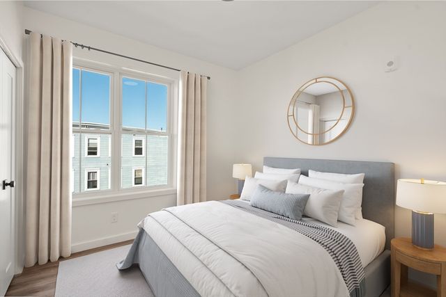 43-45 Blossom Street 6, Chelsea, MA 02150