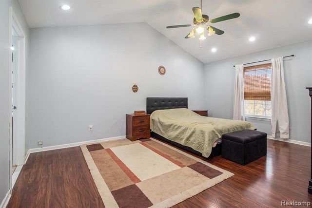 23840 Brentwood Drive, Trenton, MI 48183