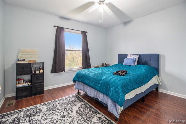 23840 Brentwood Drive, Trenton, MI 48183