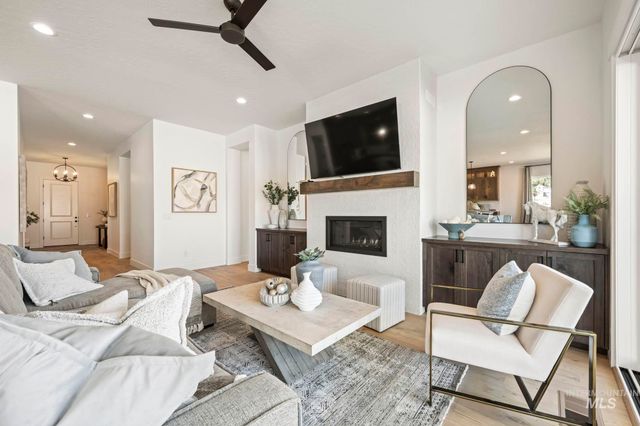 12530 S Lenora Pl., Nampa, ID 83686