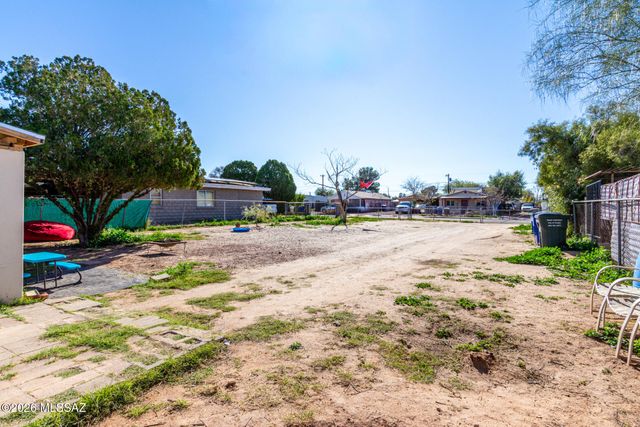 244 W Missouri Street, Tucson, AZ 85714