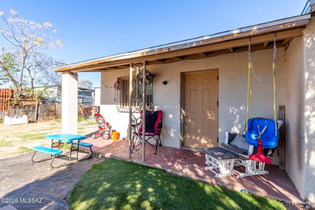 244 W Missouri Street, Tucson, AZ 85714