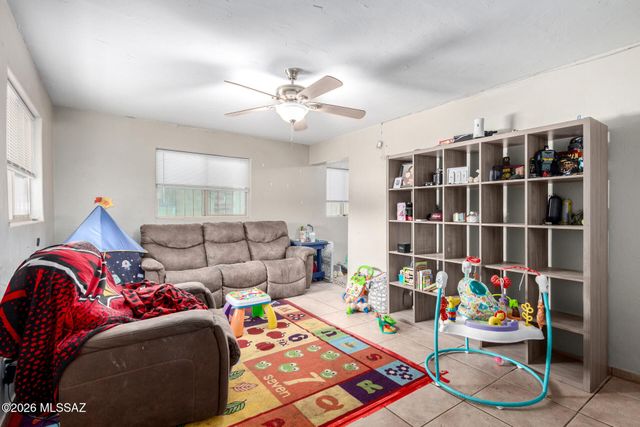 244 W Missouri Street, Tucson, AZ 85714