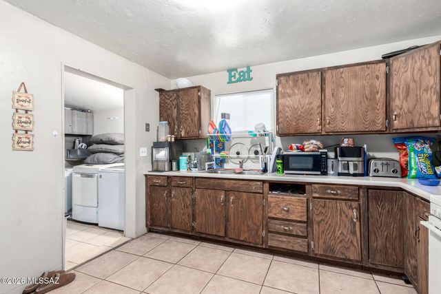 244 W Missouri Street, Tucson, AZ 85714