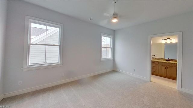 27 River Edge DR, Suffolk, VA 23433