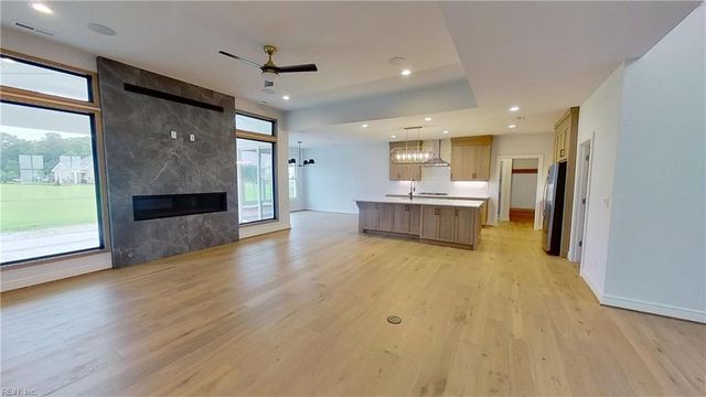27 River Edge DR, Suffolk, VA 23433
