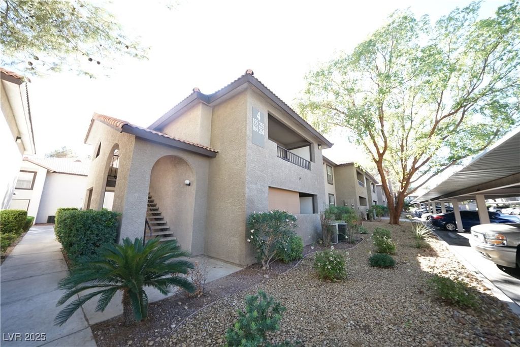 Image 1 of property listing at 2606 South Durango Drive 264, Las Vegas, NV 89117