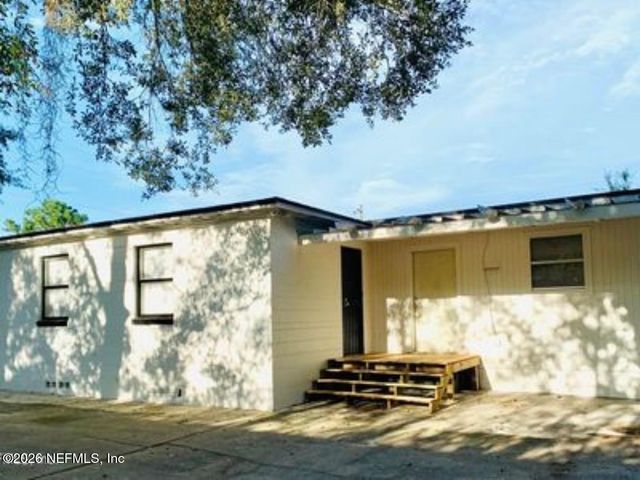 6404 BARTHOLF Avenue, Jacksonville, FL 32210
