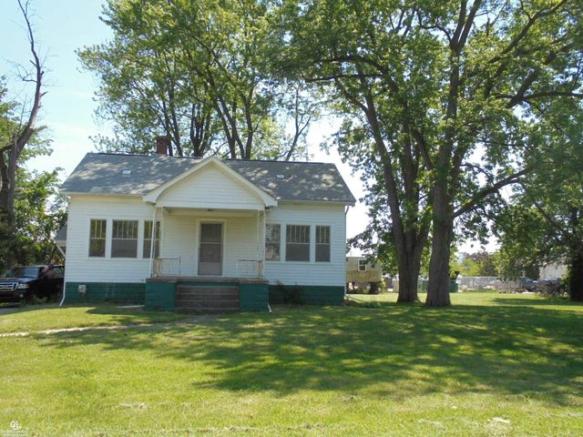 35080 Hengesbach Drive, Clinton Township, MI 48035