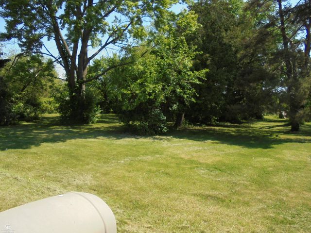 35080 Hengesbach Drive, Clinton Township, MI 48035