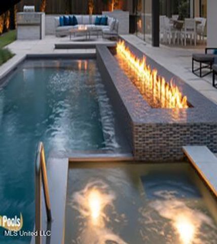 5605 Via Toscana, Ocean Springs, MS 39564