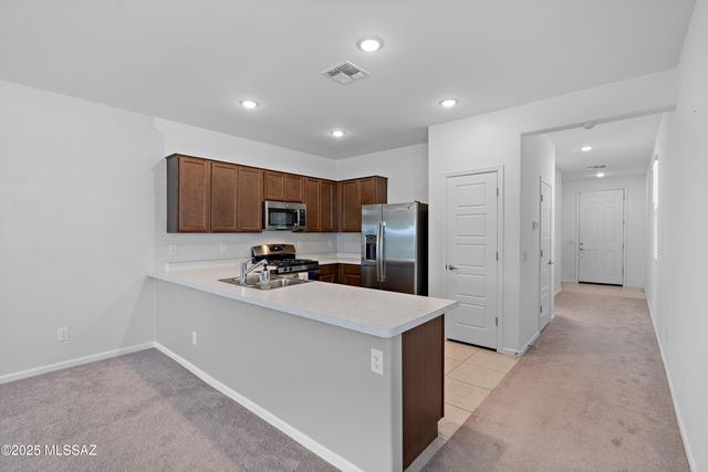 21900 E Thunderhead Drive, Red Rock, AZ 85145