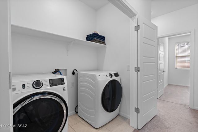 21900 E Thunderhead Drive, Red Rock, AZ 85145