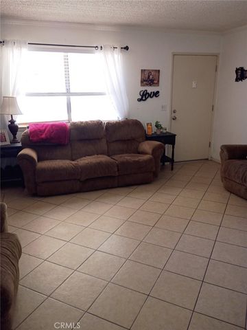 15472 Jasmine Street, Victorville, CA 92395