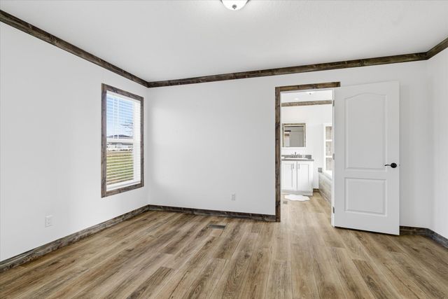 2144 State Highway O, Seymour, MO 65746