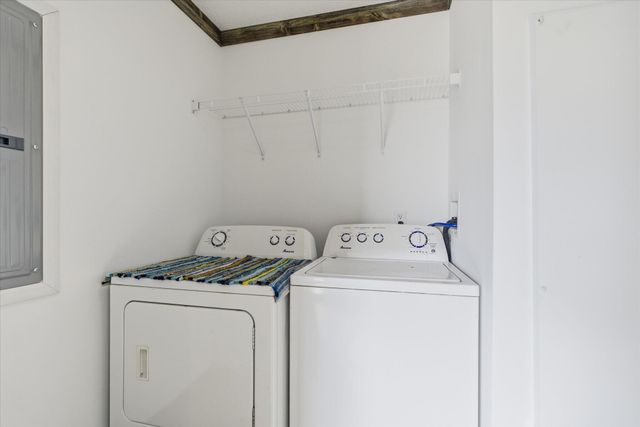 2144 State Highway O, Seymour, MO 65746