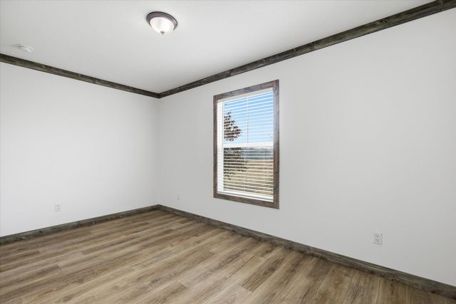 2144 State Highway O, Seymour, MO 65746