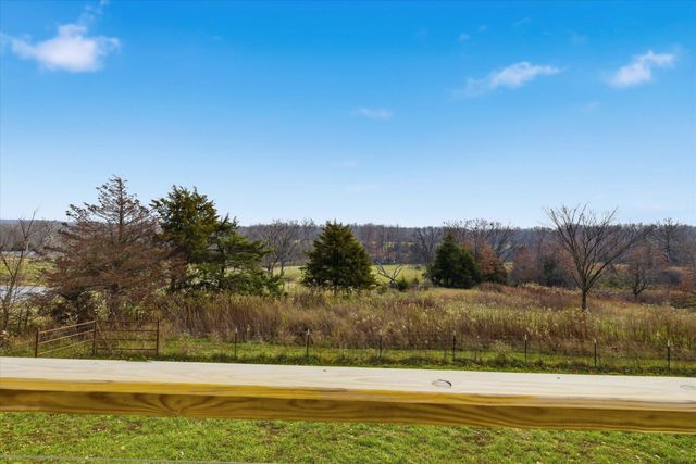 2144 State Highway O, Seymour, MO 65746