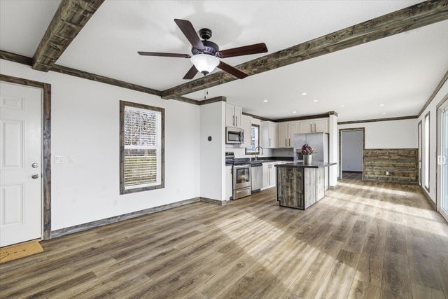 2144 State Highway O, Seymour, MO 65746