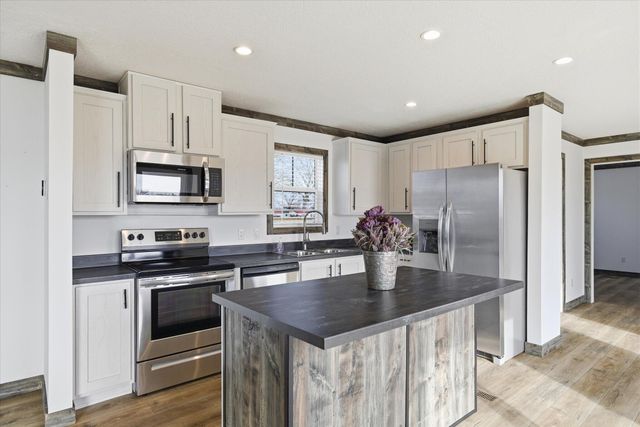 2144 State Highway O, Seymour, MO 65746