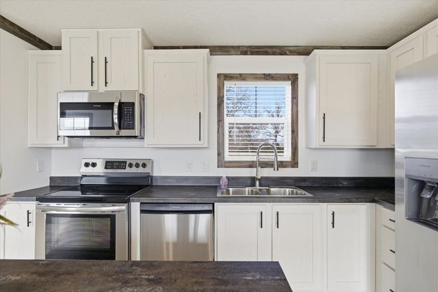 2144 State Highway O, Seymour, MO 65746