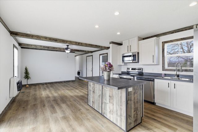 2144 State Highway O, Seymour, MO 65746