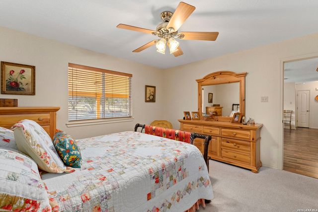 134 Looker Drive, Ingram, TX 78025