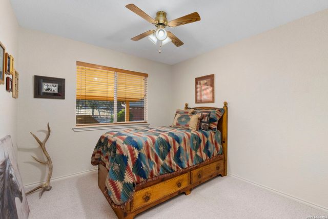 134 Looker Drive, Ingram, TX 78025