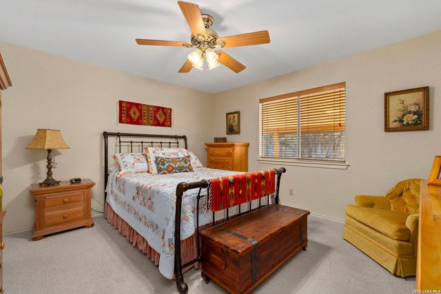 134 Looker Drive, Ingram, TX 78025