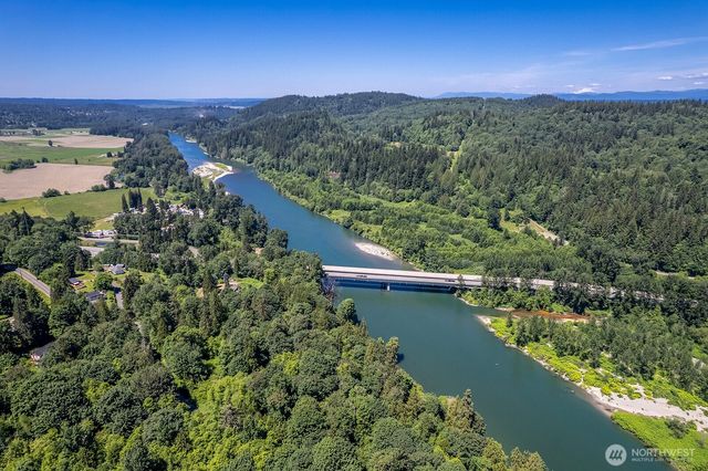 18901 Welch Road, Snohomish, WA 98296