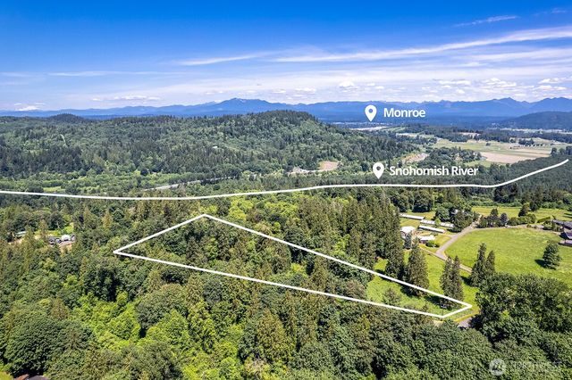 18901 Welch Road, Snohomish, WA 98296