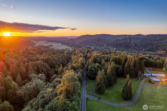 18901 Welch Road, Snohomish, WA 98296