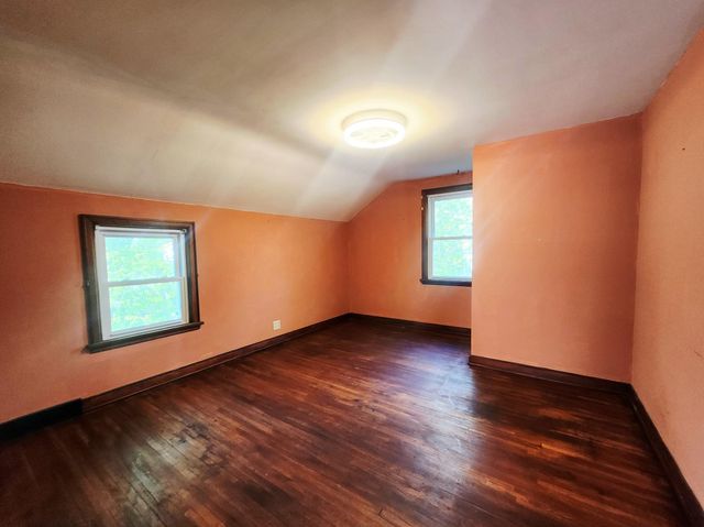 404 2nd Avenue SW, Austin, MN 55912