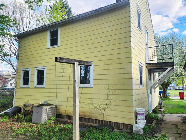 404 2nd Avenue SW, Austin, MN 55912