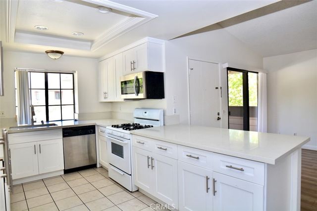 21696 Laurelrim Drive B, Diamond Bar, CA 91765