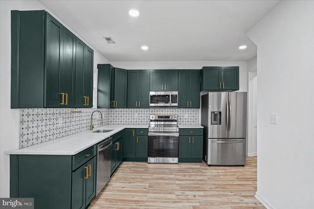 701 WELLHAM AVE, Glen Burnie, MD 21061