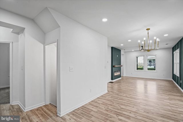 701 WELLHAM AVE, Glen Burnie, MD 21061