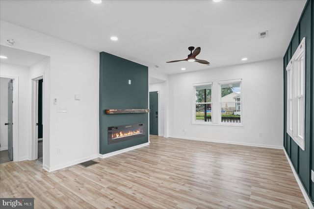 701 WELLHAM AVE, Glen Burnie, MD 21061