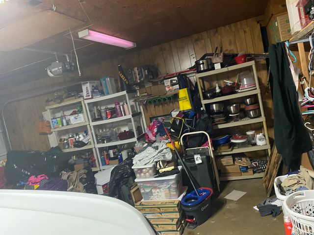 4327 Valleyfield, San Antonio, TX 78222