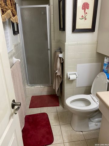 4327 Valleyfield, San Antonio, TX 78222