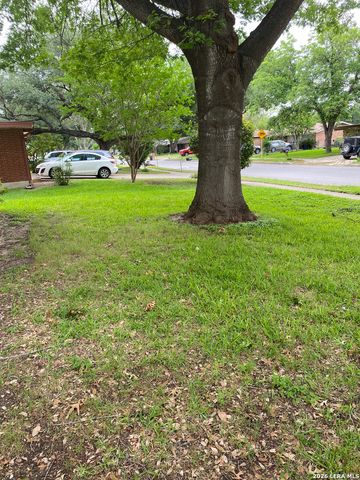 4327 Valleyfield, San Antonio, TX 78222